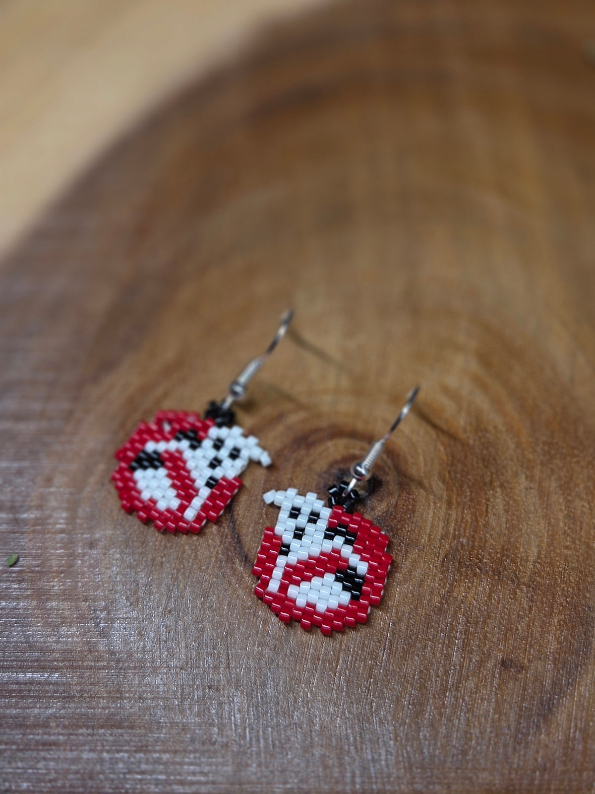 Ghostbuster Beaded Earrings by Blending Beadz