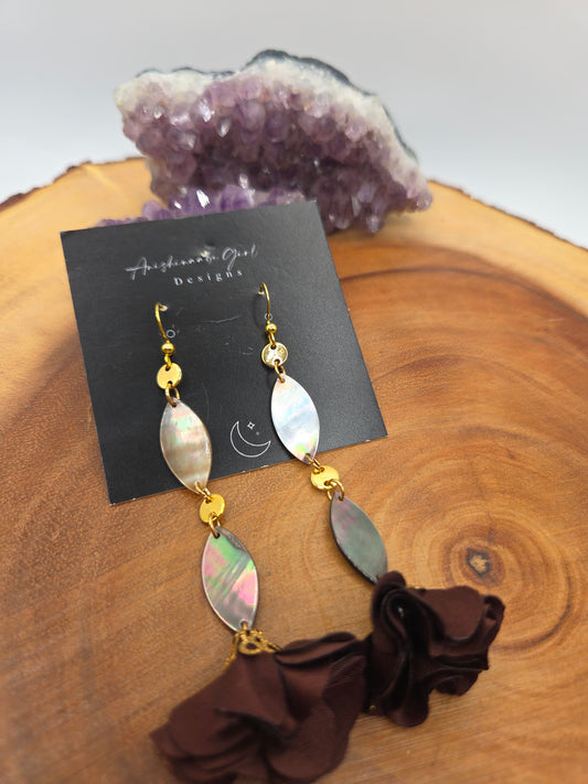 Shell Flower Drop Earrings