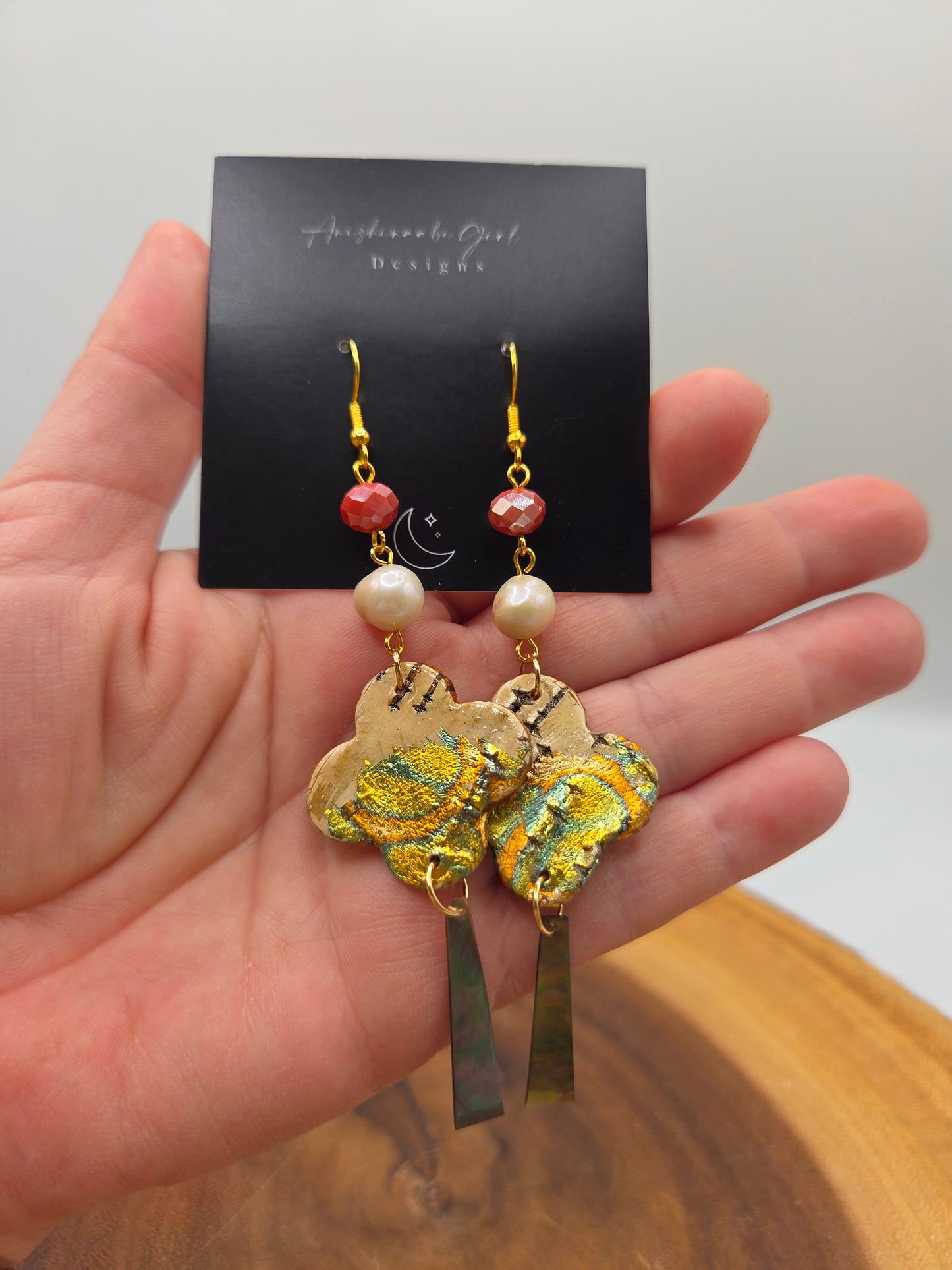 Birchbark Florals with shell