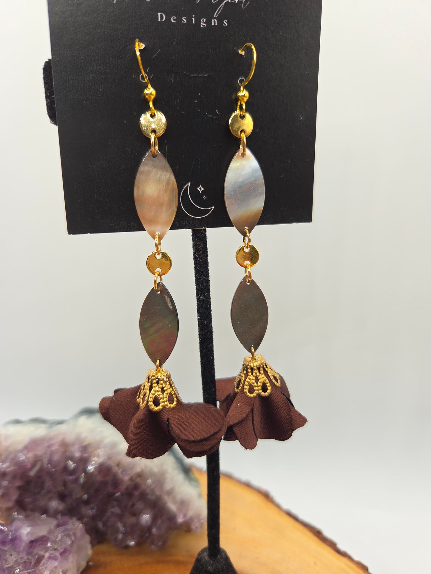 Shell Flower Drop Earrings