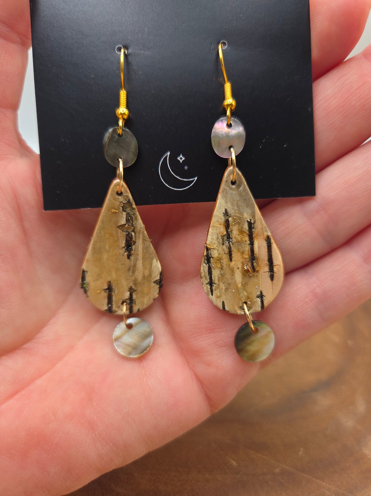 Birchbark with Drop Shells