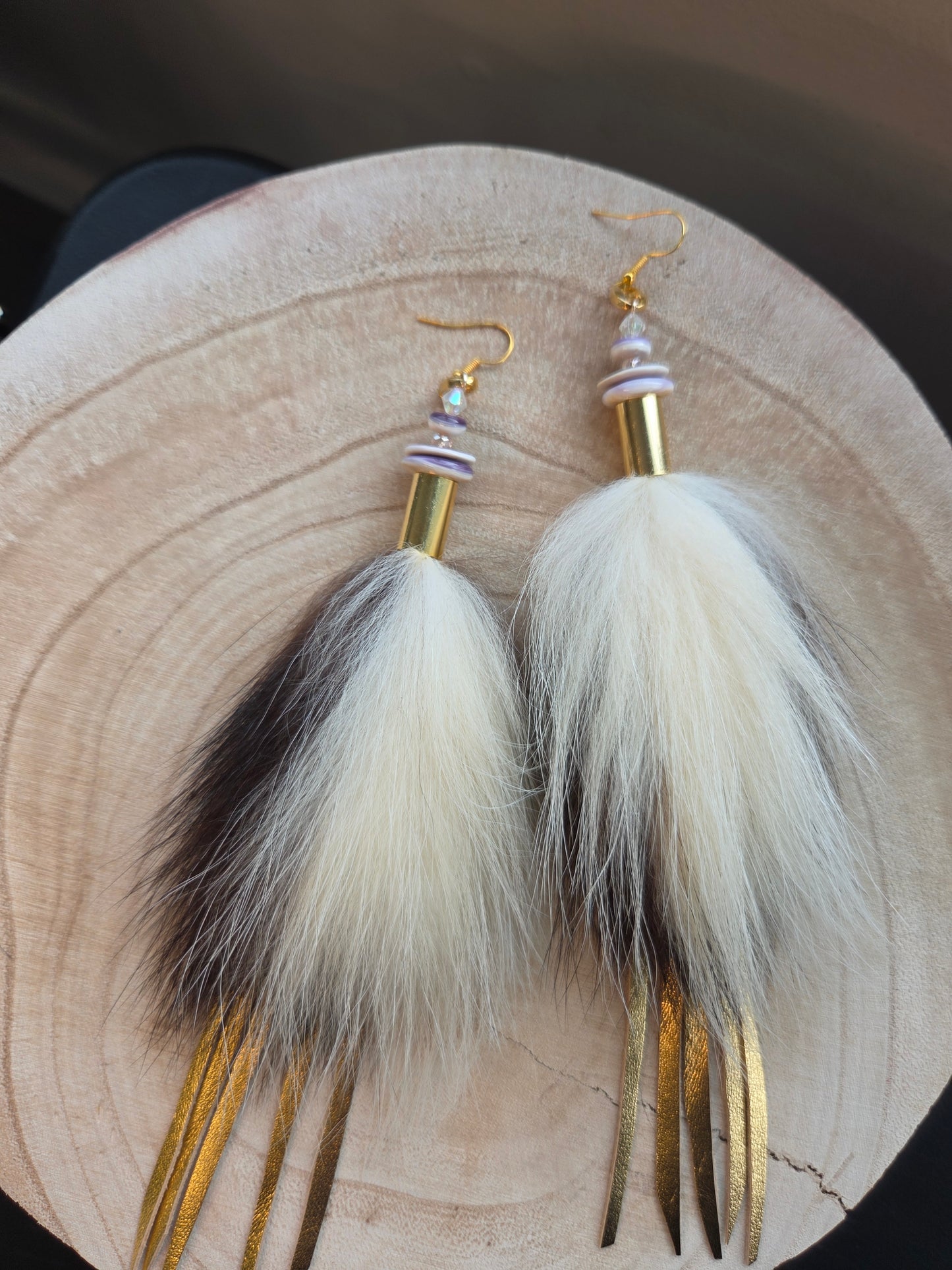 Skunk Medicine Earrings - Wampum Shell & Gold Metallic Leather