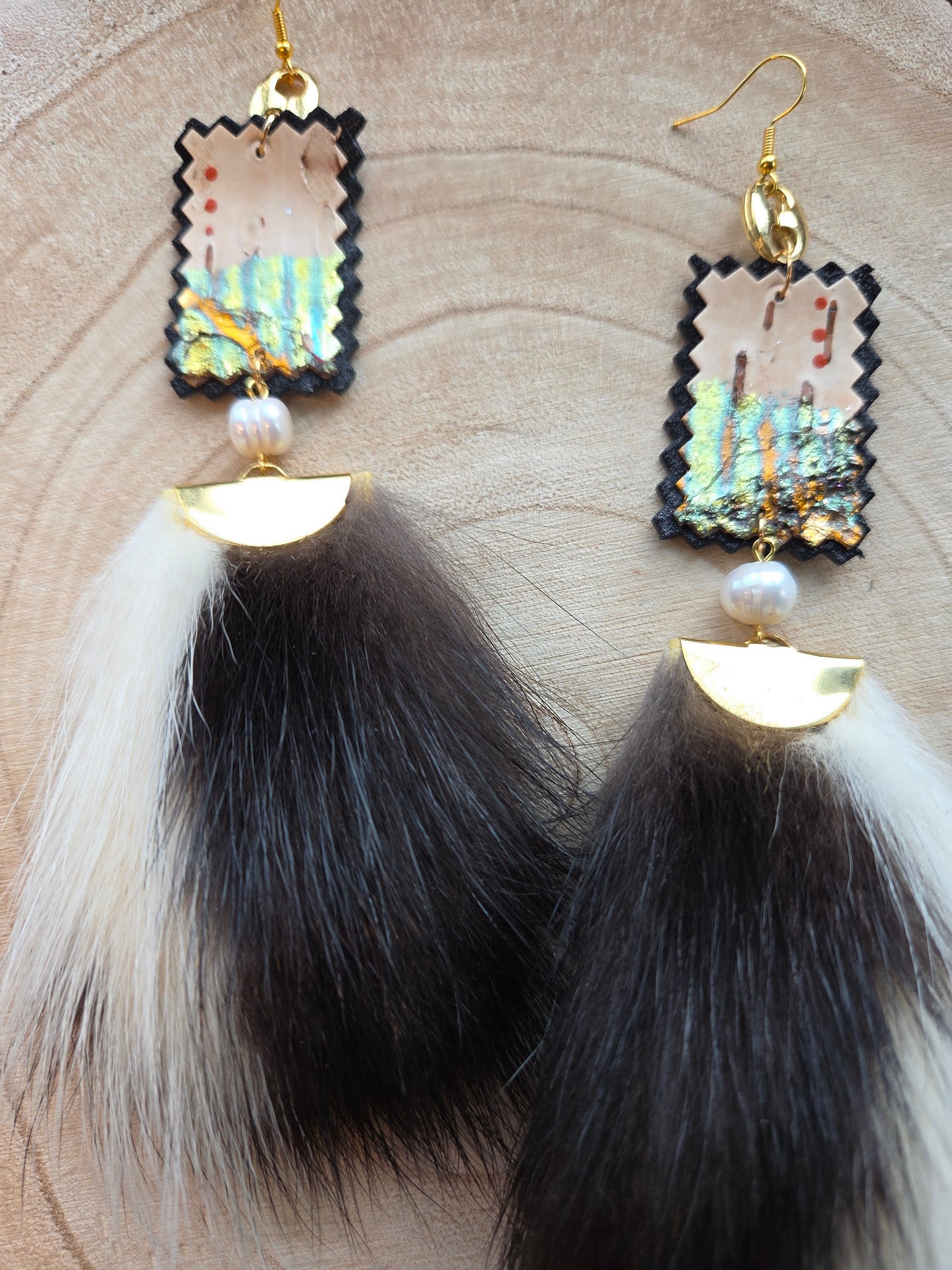 Skunk Medicine Earrings - Birchbark & Pearl
