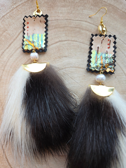 Skunk Medicine Earrings - Birchbark & Pearl