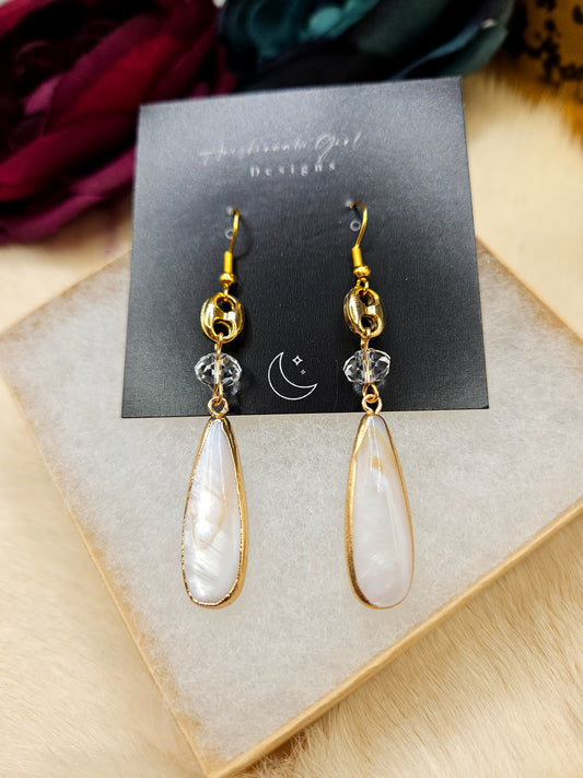 Shell Drop Earrings