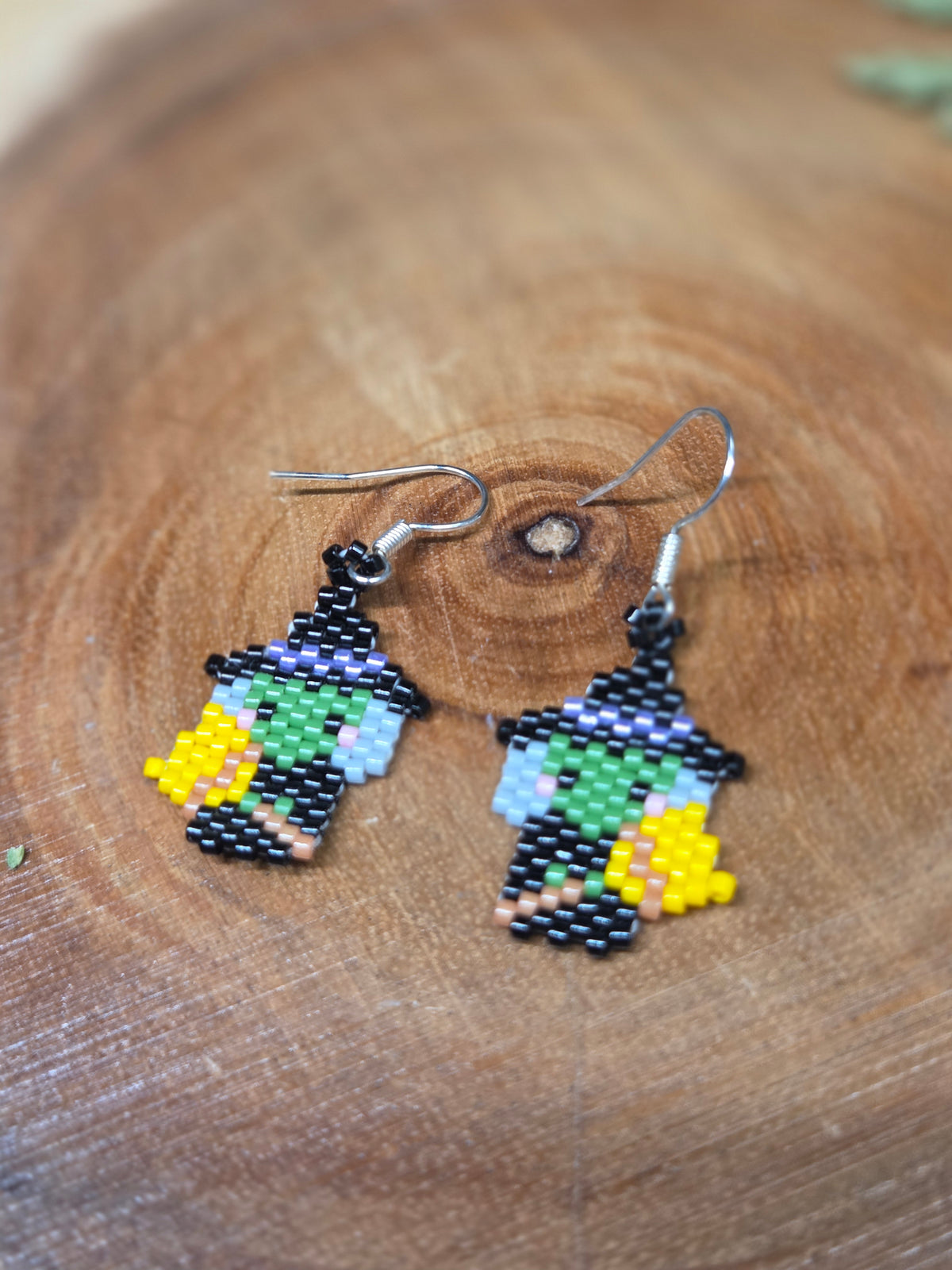 Wicked Witch Beaded Earrings by Blending Beadz